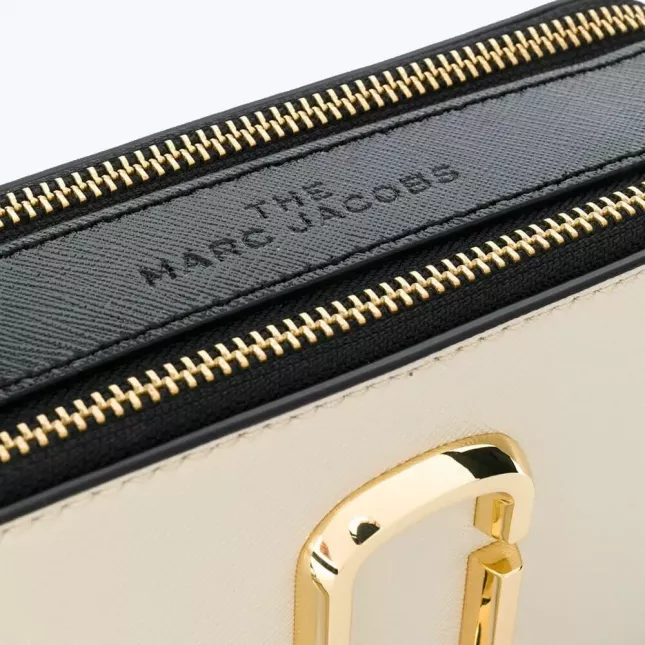 Marc Jacobs Snapshot - new cloud white multi