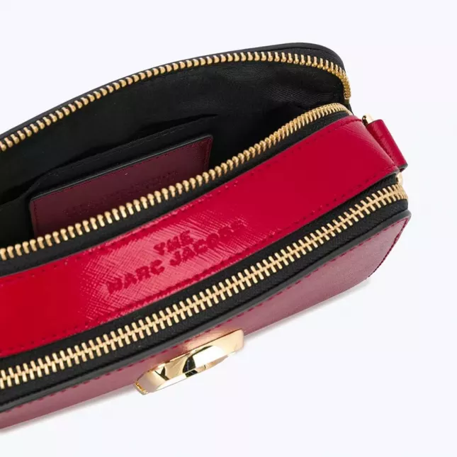 Marc Jacobs Snapshot - new cranberry multi