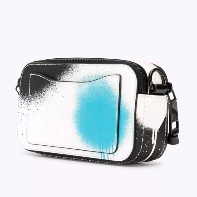 Marc Jacobs Snapshot - spray paint