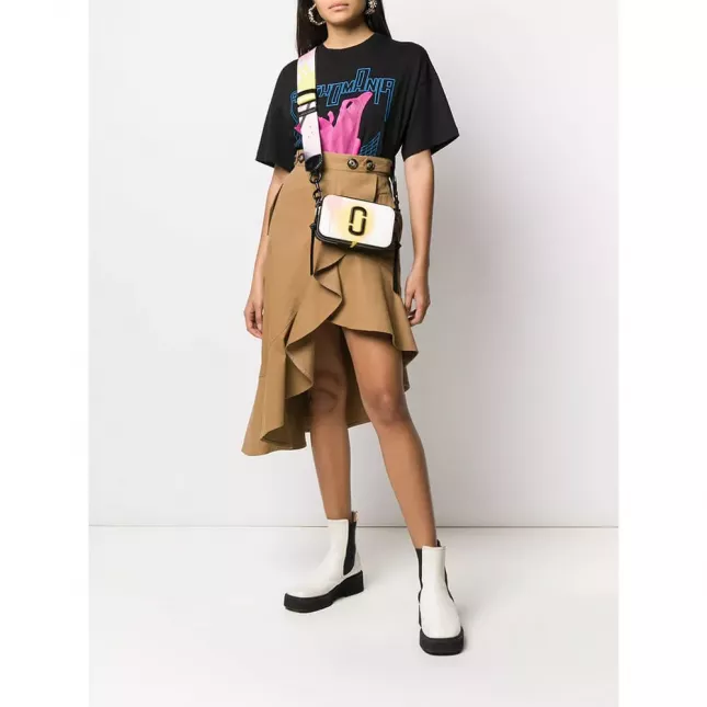 Marc Jacobs Snapshot - spray paint