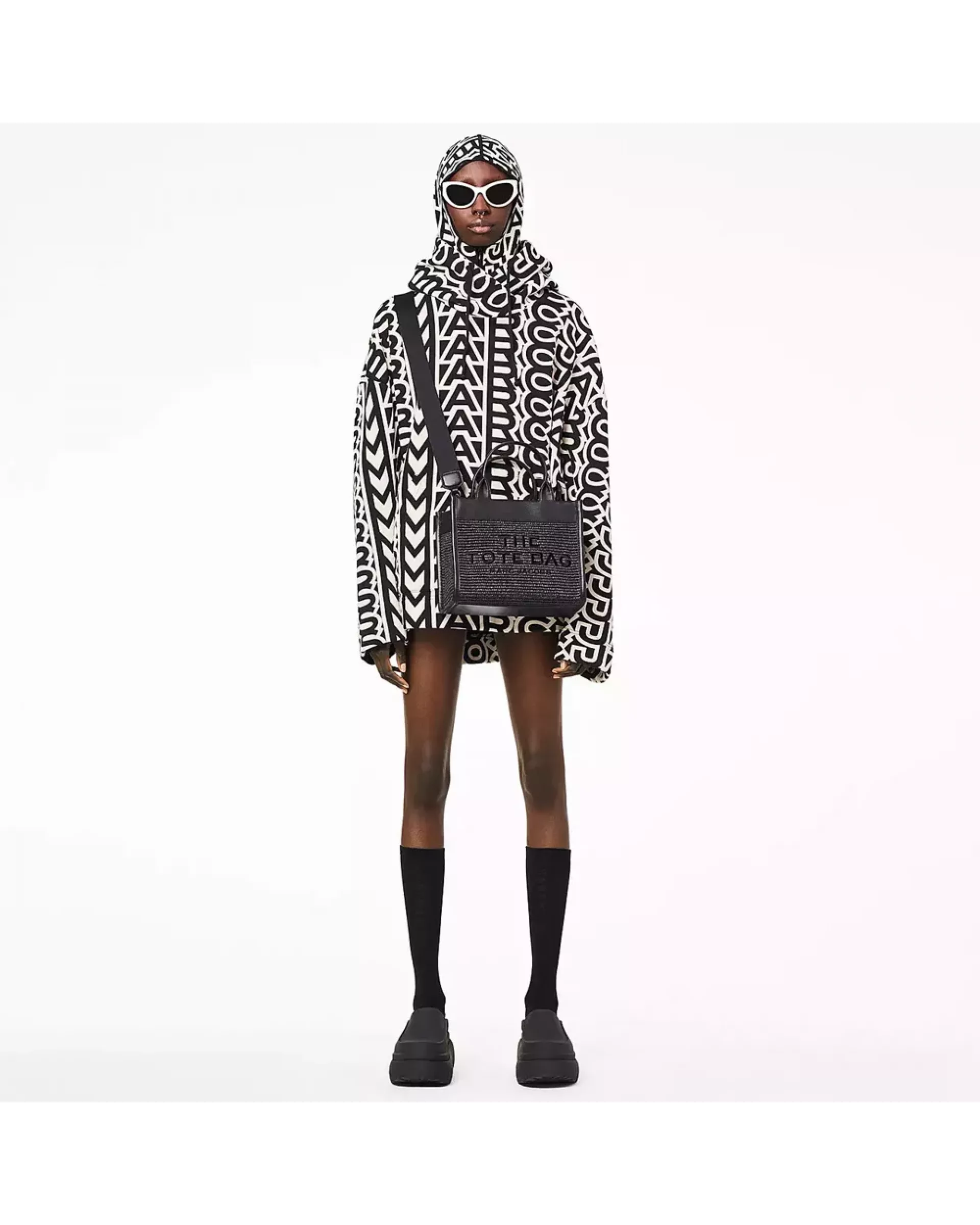 The Tote Bag Woven Dtm Small  - black