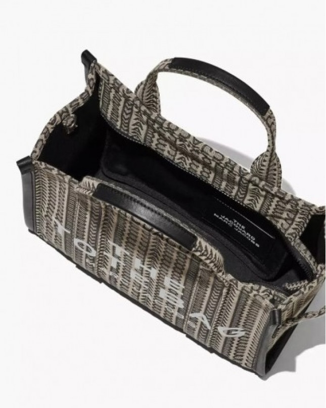 Marc Jacobs The Tote Bag Monogram Medium