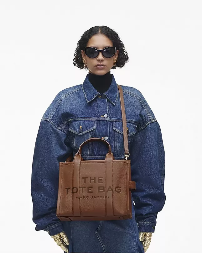Marc Jacobs The Tote Bag Leather Medium - Argan Oil