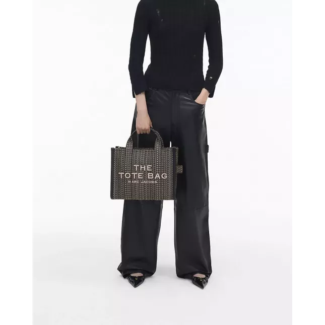 Marc Jacobs The Tote Bag Monogram Medium
