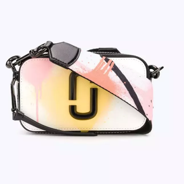 Marc Jacobs Snapshot - spray paint
